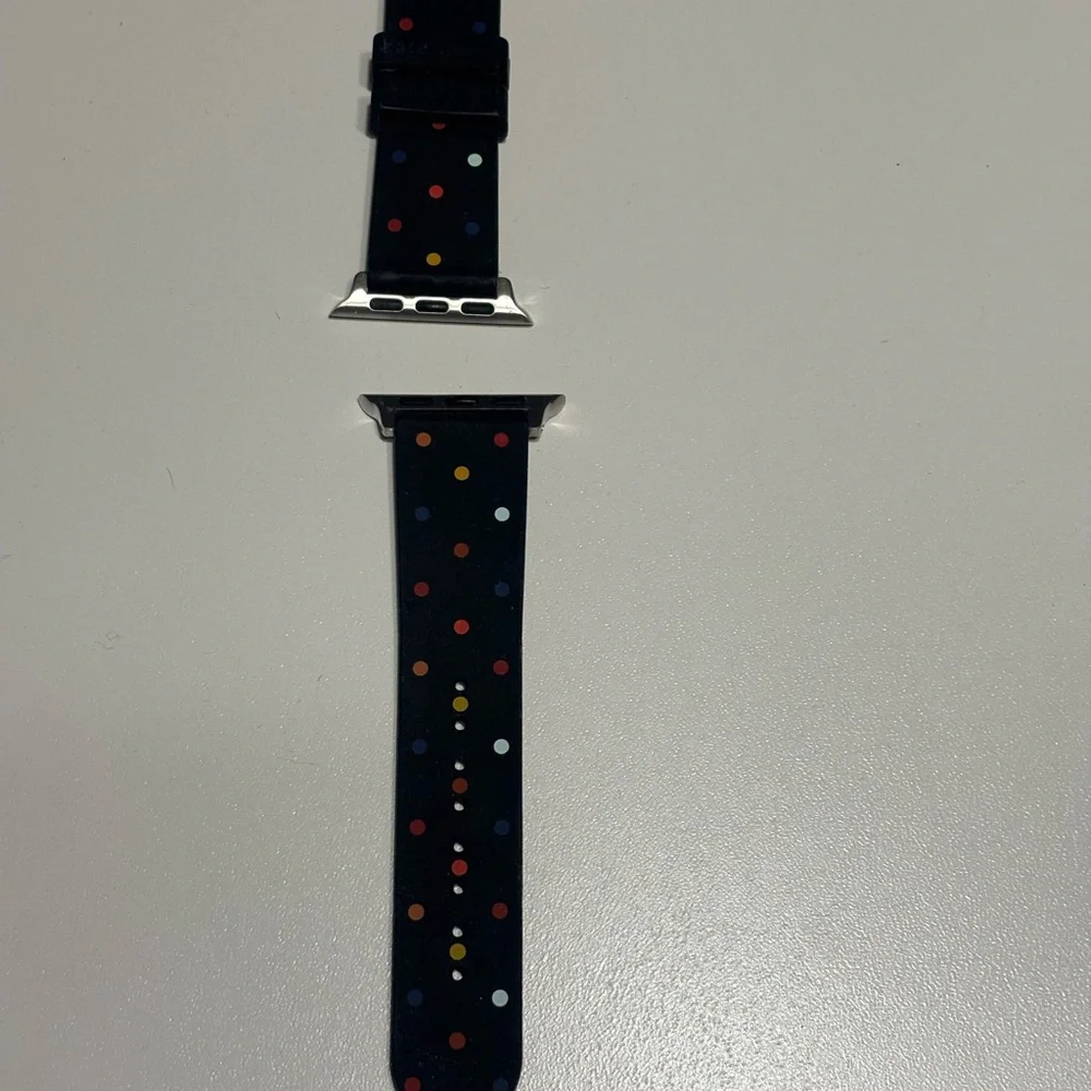 Kate Spade polka dot Apple Watch band - Picture 1 of 2
